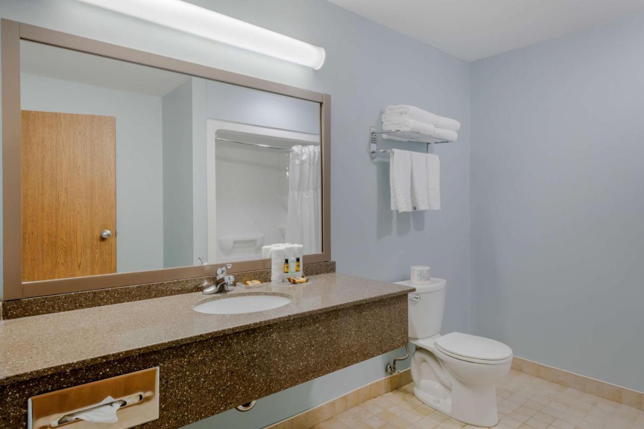 Best Western Plus Woodstock Hotel Conference Centre Экстерьер фото